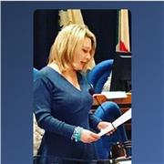 Insegnante di diritto civile,lavoro amministrativo, costituzionale, procedure e marerie giuridiche tutte.Sono un avvocato per cui per me insegnare è solo passione